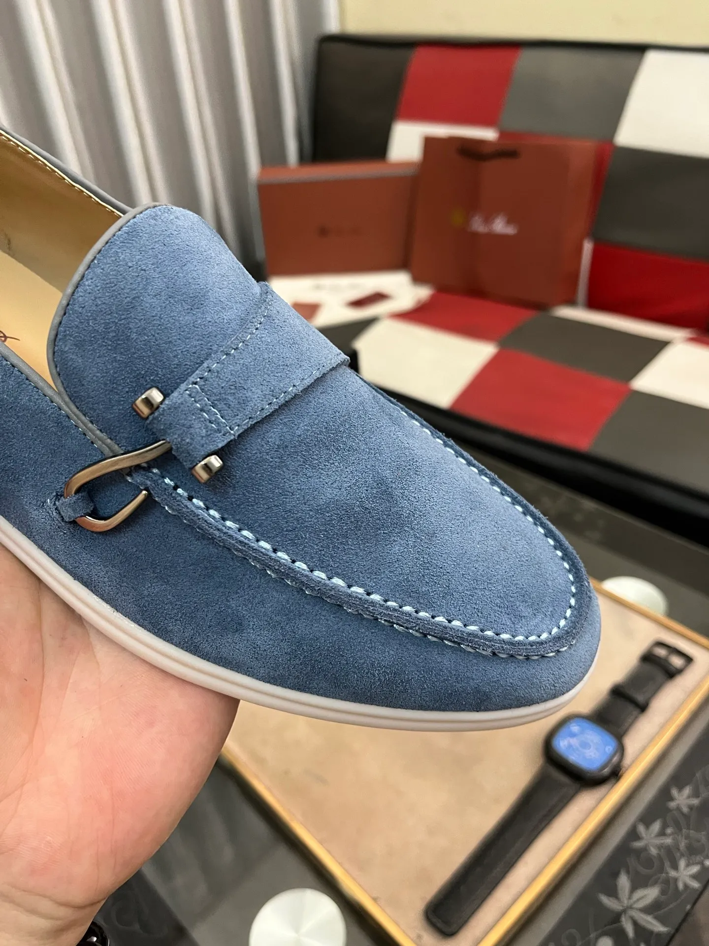 Men's Men's Shoes💰420⌚️⌚️【Loro Piana】LP couple's casual sneakers. Simple and fashionable, the upper is made of cow suede and leather. Sheepskin feet. Custom rubber sole. Size: Female 35-42 (35, 41, 42, 43 customized are non-refundable) Male 38-46 (45, 46 customized)